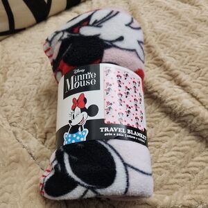 New MINNIE MOUSE Travel Blanket
